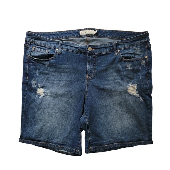 Torrid Size 22 Distressed Jean Shorts Medium Wash Casual Everyday Vacation - Picture 1 of 8